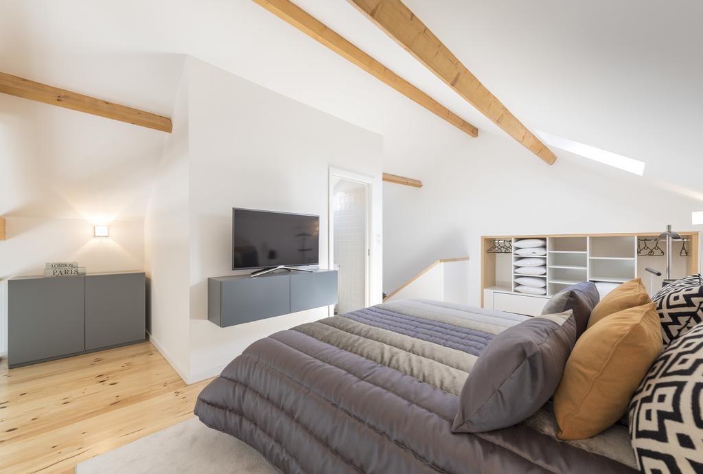 Lovelystay-Modern Loft City Center Порту Экстерьер фото