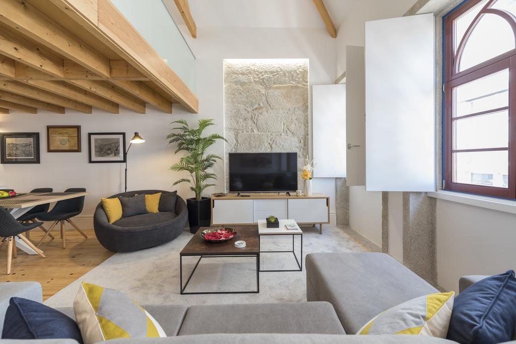 Lovelystay-Modern Loft City Center Порту Экстерьер фото